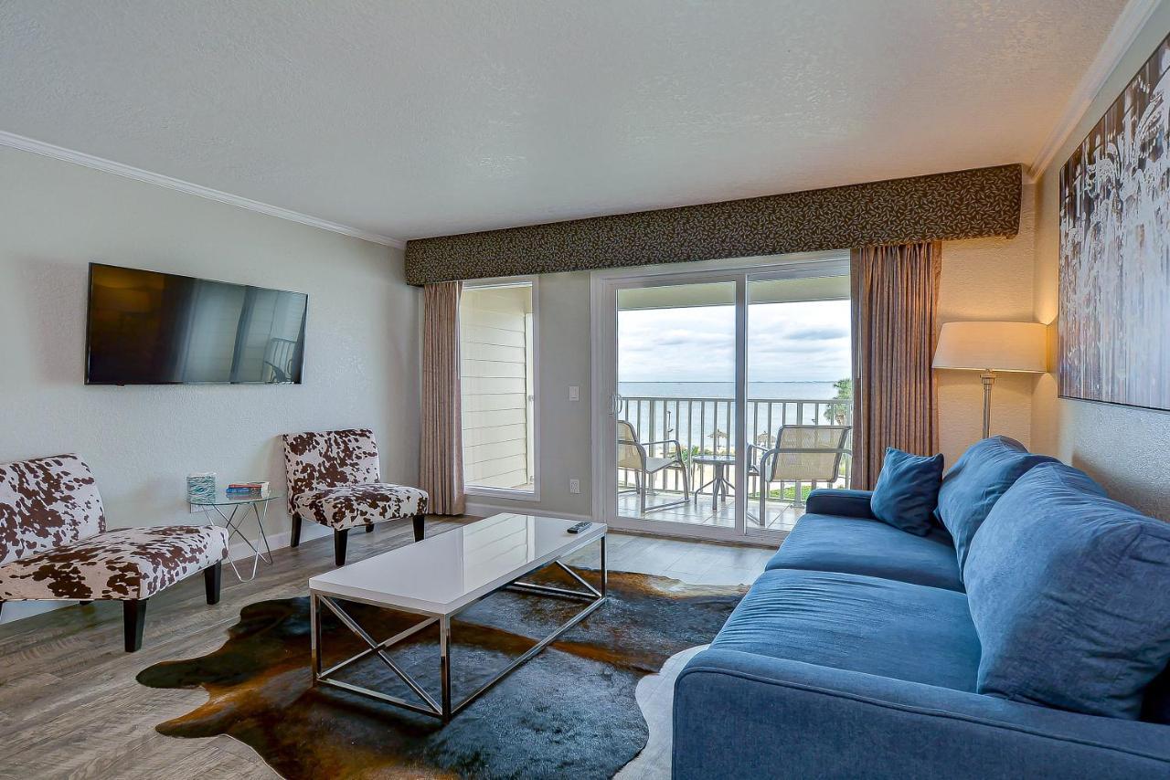 441-Waterfront, Amazing Views, Wifi, Pool And Close To Bucs Stadium Tampa Exterior photo